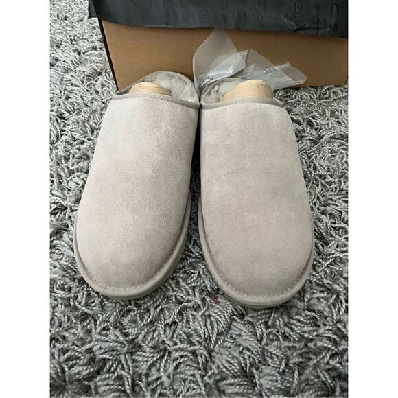 NIB Ugg Men's Classic Slip-On Shoe in Pumice Size 11 - Picture 7 of 7